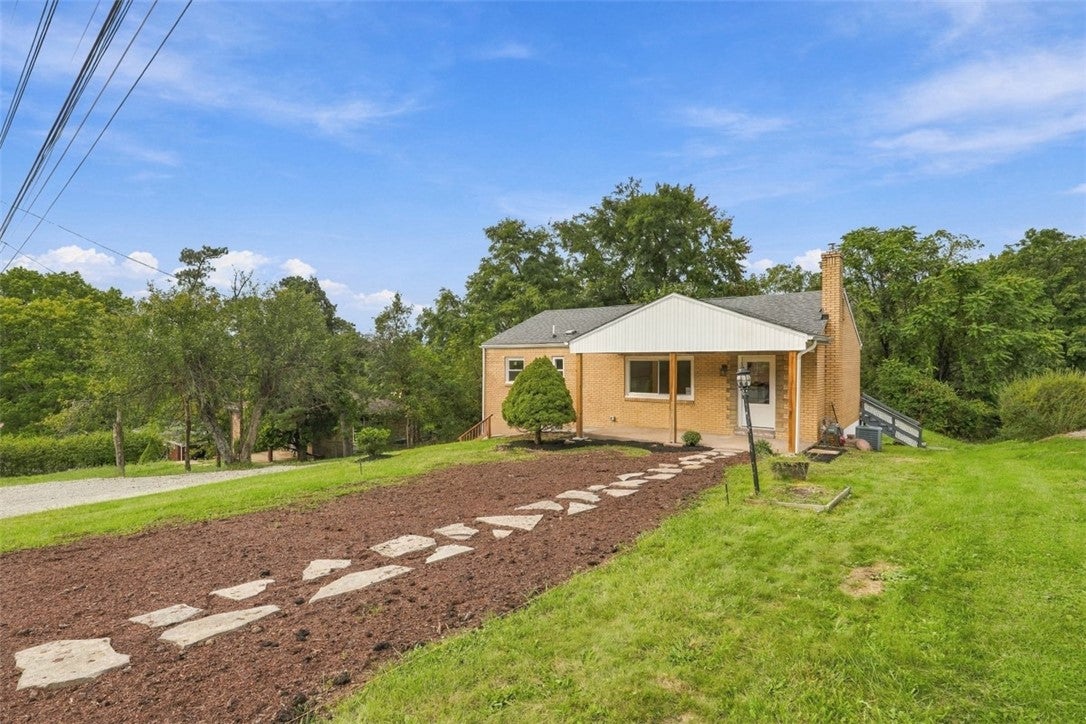 26 Sterling Dr