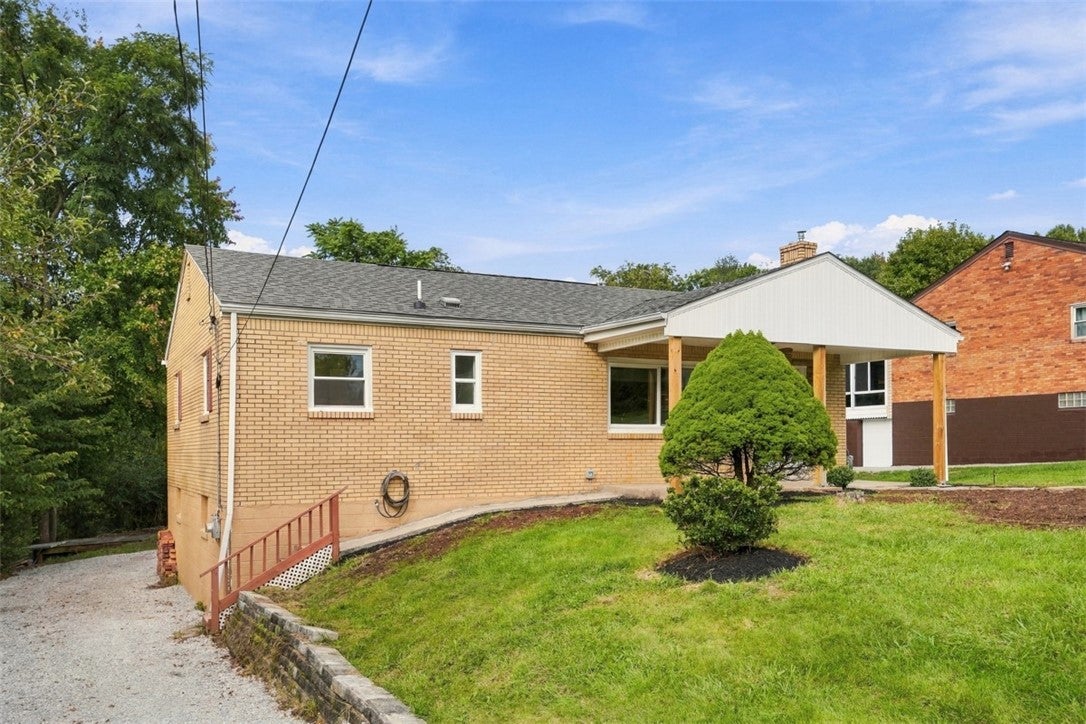 26 Sterling Dr