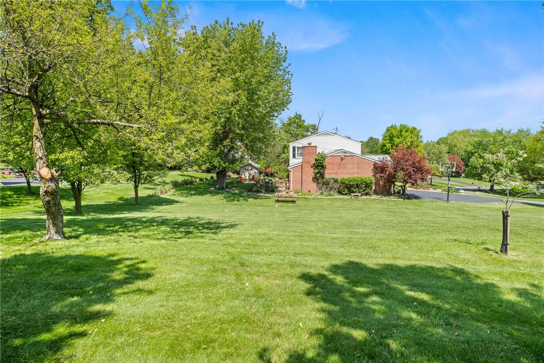 1530 King John Dr