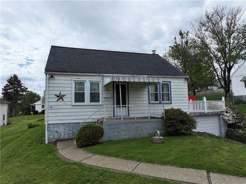 Photo of 1070 Maple Ave, Washington, PA 15301 (MLS # 1751730)