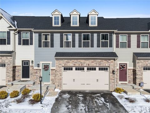 Photo of 6003 Kapalua Ln, Jeannette, PA 15644 (MLS # 1737584)