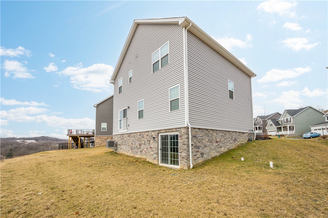 2034 Pinnacle Way Way, South Park, Pennsylvania image 25