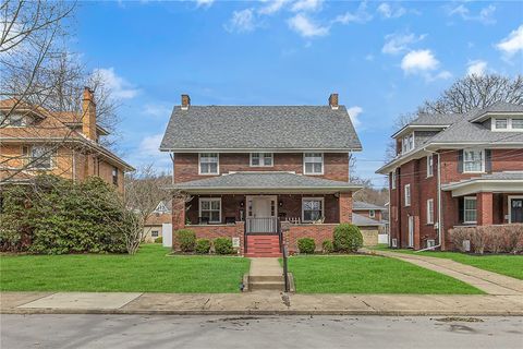 Photo of 340 4th St, Beaver, PA 15009 (MLS # 1743283)