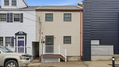 Photo of 1311 Bingham St, Pittsburgh, PA 15203 (MLS # 1737776)