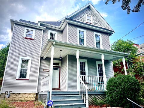 Photo for 224 W Pearl St