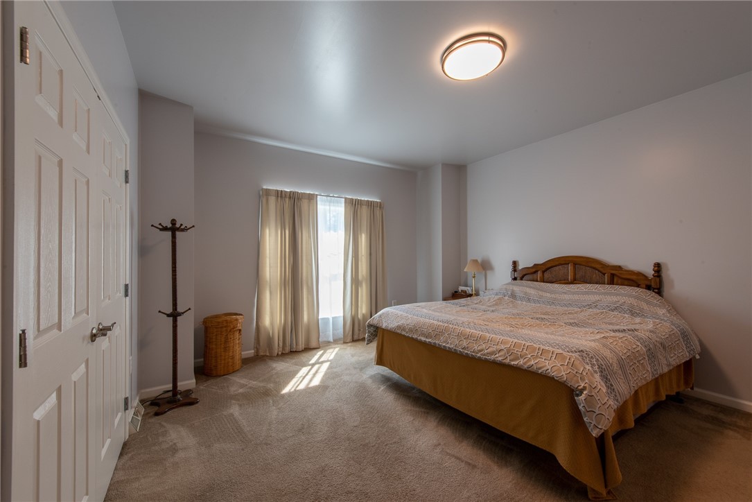 Lower Burrell, Pennsylvania 15068, United States, 3 Bedrooms Bedrooms, ,3 BathroomsBathrooms,Residential,Pending,215536