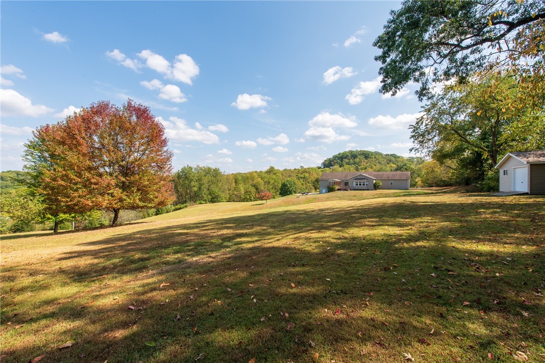 Lower Burrell, Pennsylvania 15068, United States, 3 Bedrooms Bedrooms, ,3 BathroomsBathrooms,Residential,Pending,215536