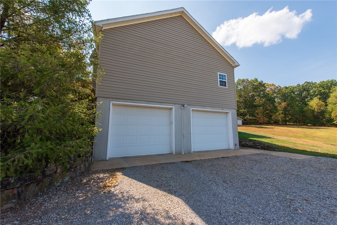 Lower Burrell, Pennsylvania 15068, United States, 3 Bedrooms Bedrooms, ,3 BathroomsBathrooms,Residential,Pending,215536