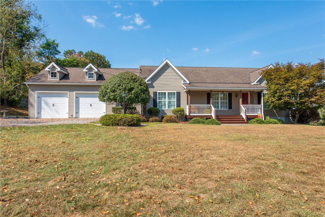 Lower Burrell, Pennsylvania 15068, United States, 3 Bedrooms Bedrooms, ,3 BathroomsBathrooms,Residential,Pending,215536