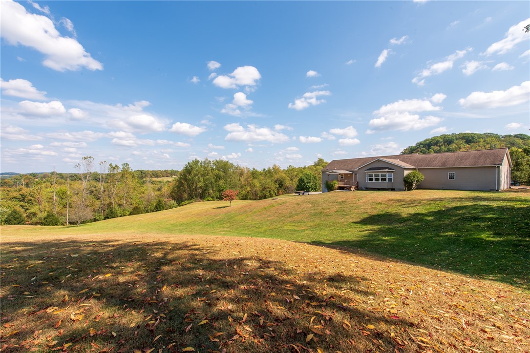 Lower Burrell, Pennsylvania 15068, United States, 3 Bedrooms Bedrooms, ,3 BathroomsBathrooms,Residential,Pending,215536