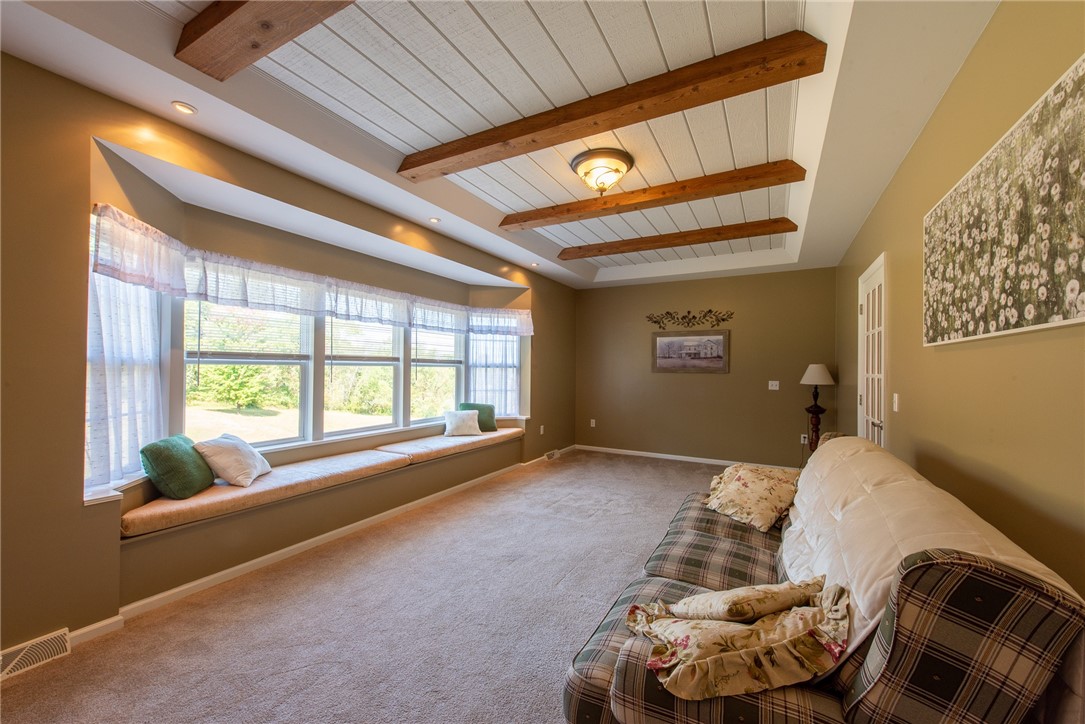 Lower Burrell, Pennsylvania 15068, United States, 3 Bedrooms Bedrooms, ,3 BathroomsBathrooms,Residential,Pending,215536