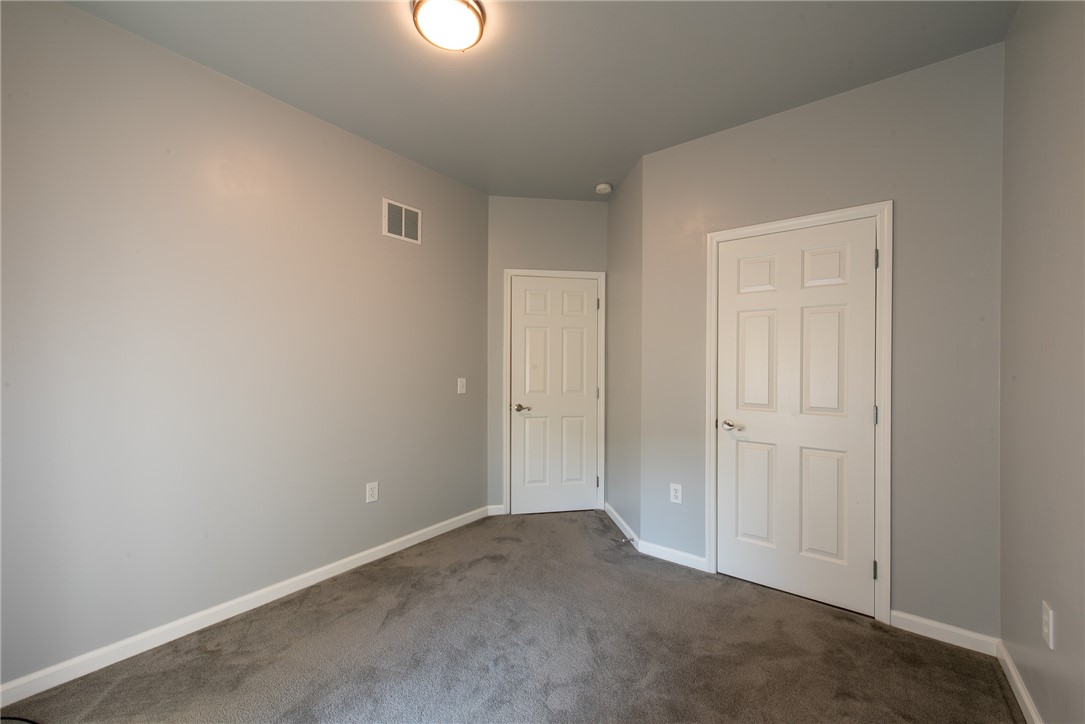 Lower Burrell, Pennsylvania 15068, United States, 3 Bedrooms Bedrooms, ,3 BathroomsBathrooms,Residential,Pending,215536