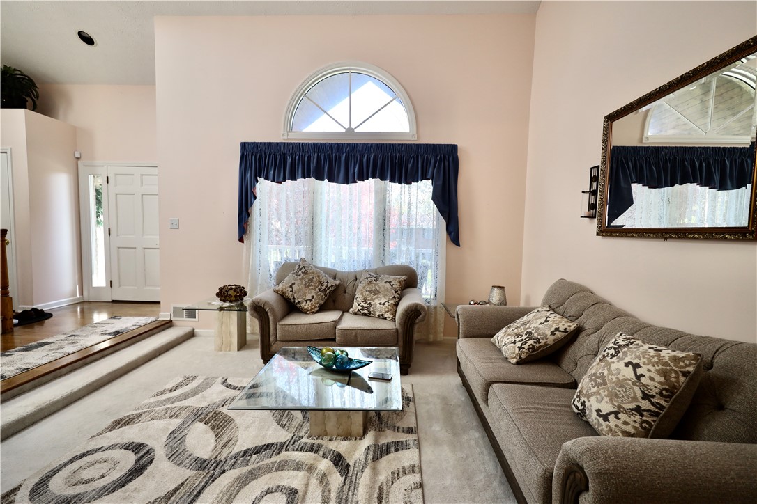 Murrysville, Pennsylvania 15668, United States, 4 Bedrooms Bedrooms, ,4 BathroomsBathrooms,Residential,Active,118406