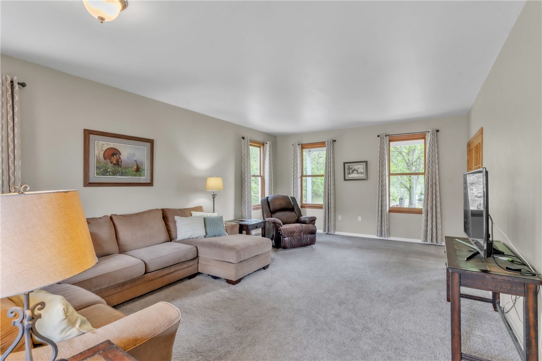 Penn Twp - But, Pennsylvania 16002, United States, 4 Bedrooms Bedrooms, ,4 BathroomsBathrooms,Residential,Active,122706