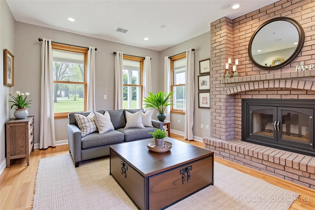 Penn Twp - But, Pennsylvania 16002, United States, 4 Bedrooms Bedrooms, ,4 BathroomsBathrooms,Residential,Active,122706