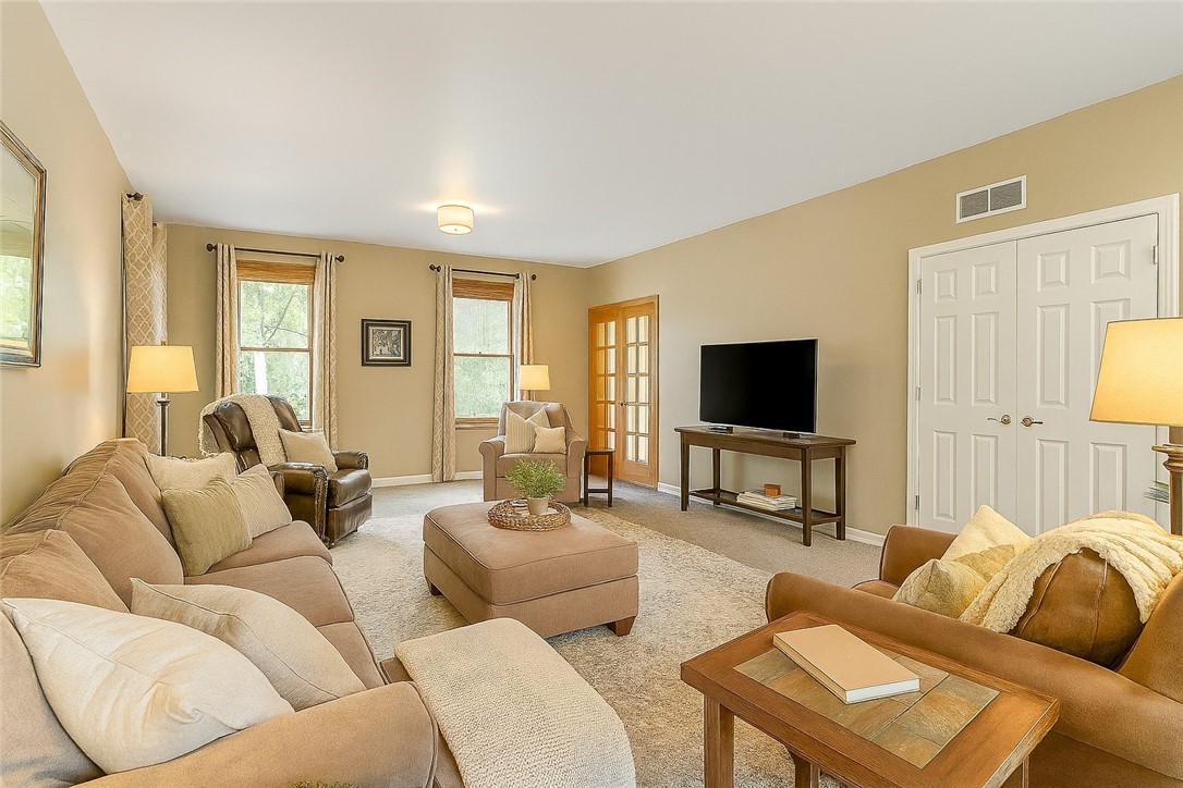 Penn Twp - But, Pennsylvania 16002, United States, 4 Bedrooms Bedrooms, ,4 BathroomsBathrooms,Residential,Active,122706