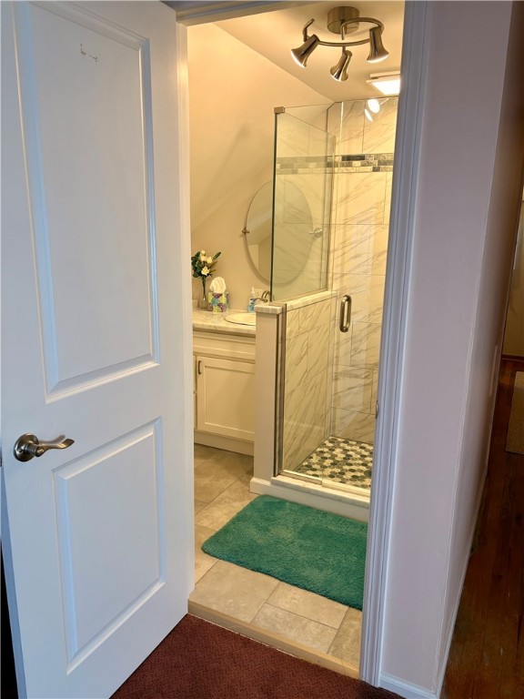 4426 E Barlind Dr, Whitehall, Pennsylvania image 18