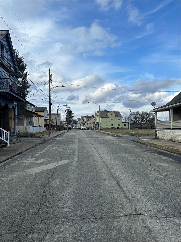 70 Castner Avenue