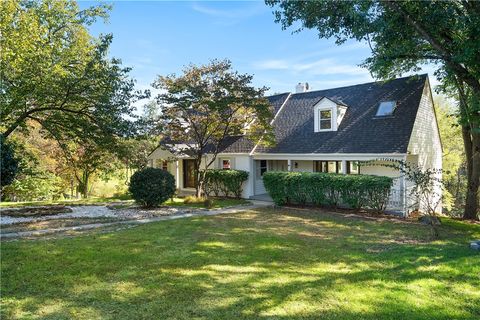 Photo of 115 Elm Ln, Coraopolis, PA 15108 (MLS # 1724159)