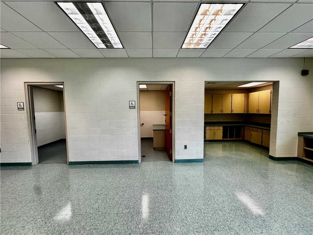 Pulaski Twp - Law, Pennsylvania 16143, United States, ,Residential,Active,44413