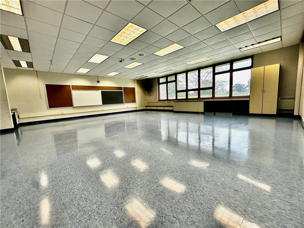 Pulaski Twp - Law, Pennsylvania 16143, United States, ,Residential,Active,44413