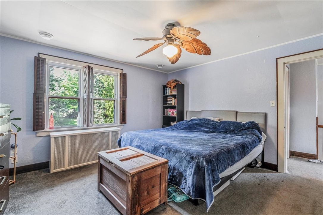 Brentwood, Pennsylvania 15227, United States, 4 Bedrooms Bedrooms, ,2 BathroomsBathrooms,Residential,Contingent,183456