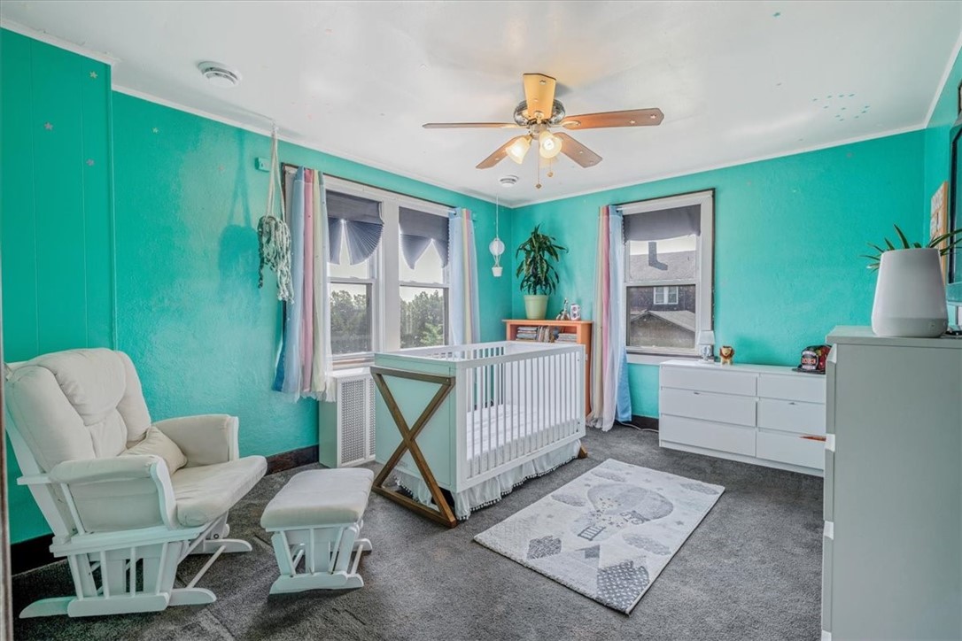 Brentwood, Pennsylvania 15227, United States, 4 Bedrooms Bedrooms, ,2 BathroomsBathrooms,Residential,Contingent,183456