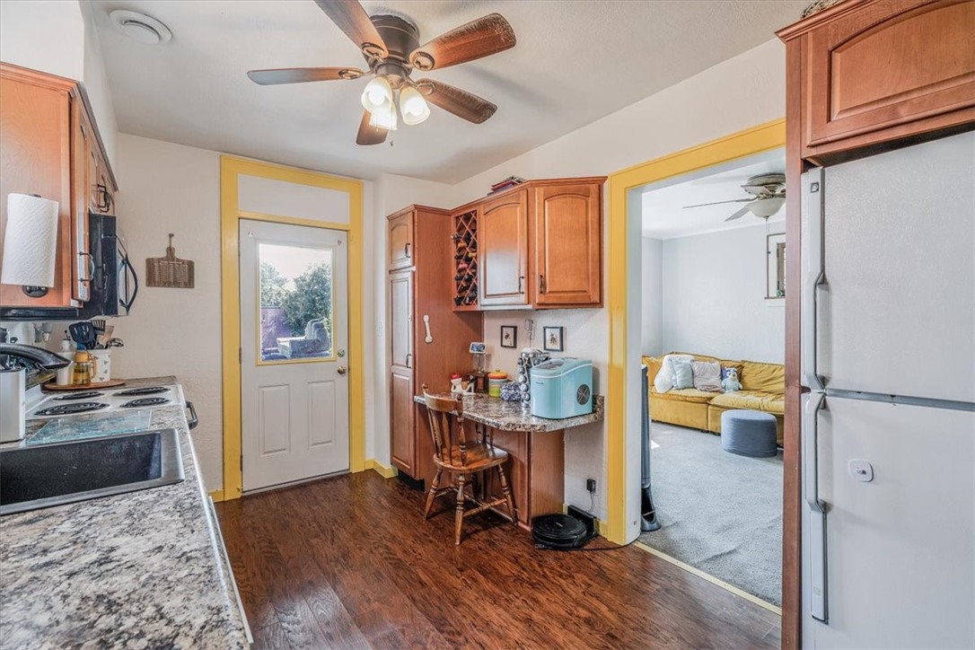 Brentwood, Pennsylvania 15227, United States, 4 Bedrooms Bedrooms, ,2 BathroomsBathrooms,Residential,Contingent,183456