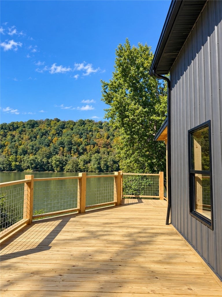 209 Upper Godfrey Dr