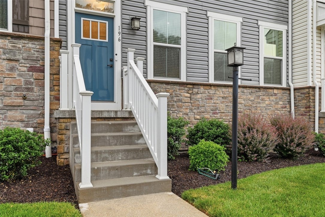 196 Moyer Hill