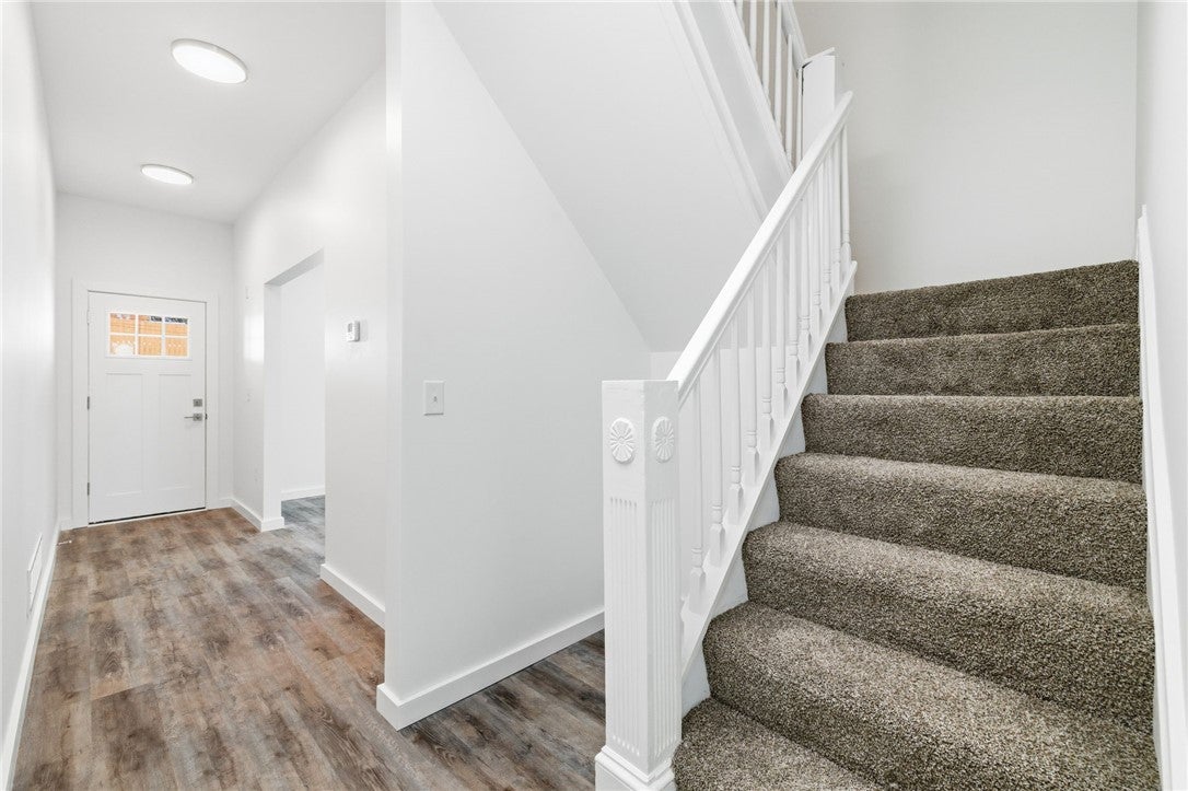 125 Hawkins Ave
