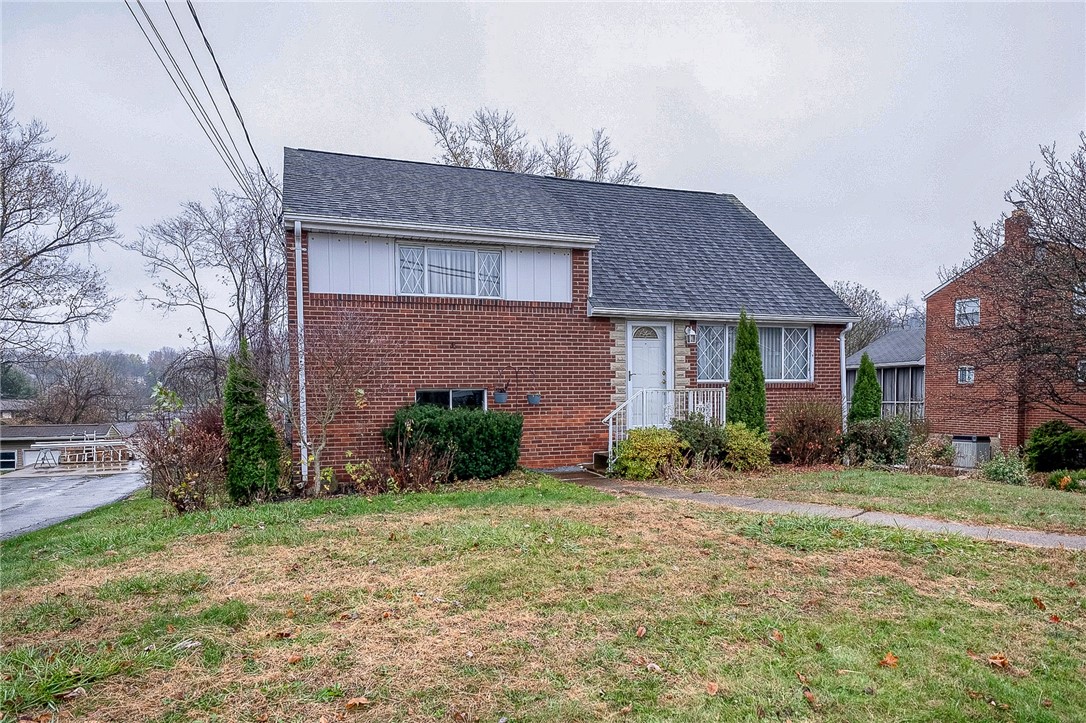 609 Regency Dr Dr, Plum Boro, Indiana image 3
