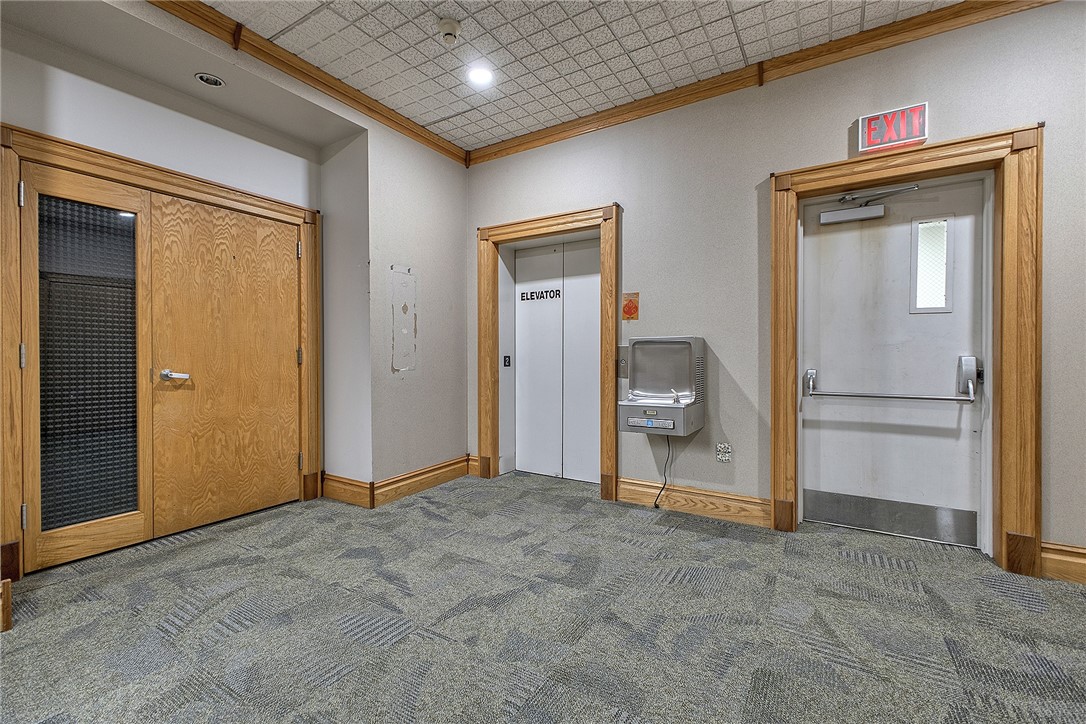 911 Ligonier Street, Suite 206