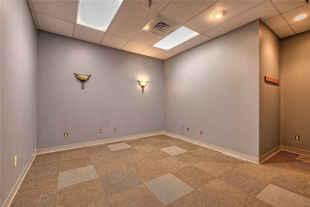 911 Ligonier Street, Suite 206