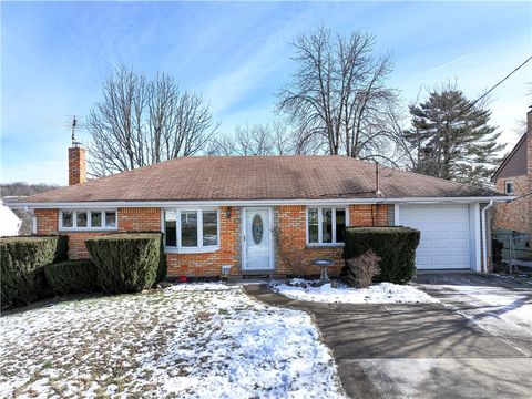 6356 Crestview Dr South Park PA 15129