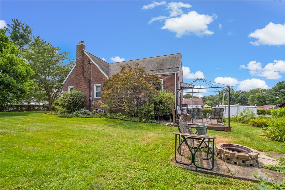 Cheswick, Pennsylvania 15024, United States, 3 Bedrooms Bedrooms, ,2 BathroomsBathrooms,Residential,Active,166597