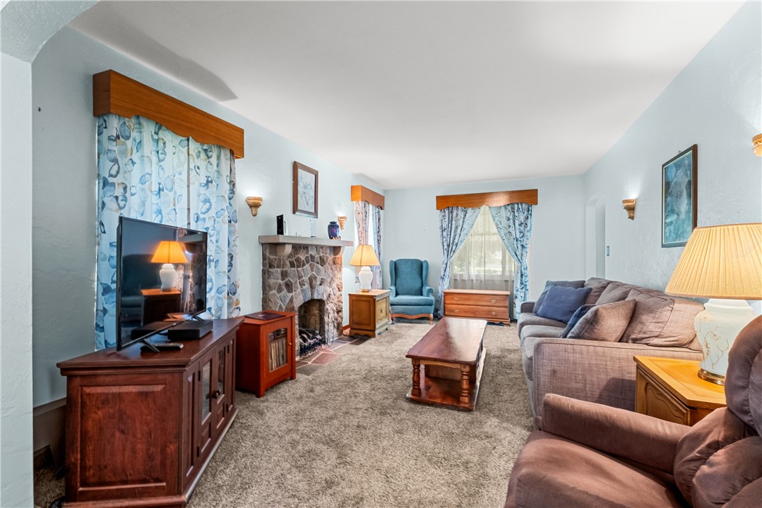 Cheswick, Pennsylvania 15024, United States, 3 Bedrooms Bedrooms, ,2 BathroomsBathrooms,Residential,Active,166597