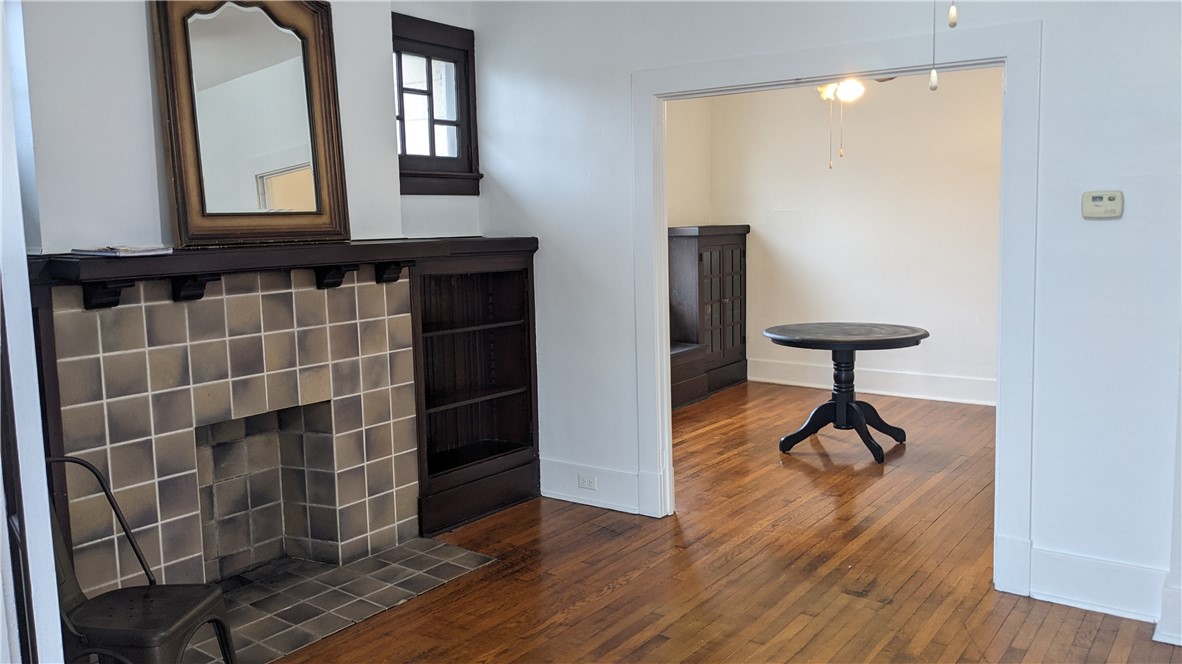 Dormont, Pennsylvania 15216, United States, 2 Bedrooms Bedrooms, ,1 BathroomBathrooms,Residential,Active,143189