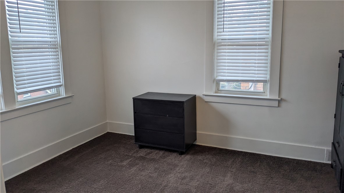 Dormont, Pennsylvania 15216, United States, 2 Bedrooms Bedrooms, ,1 BathroomBathrooms,Residential,Active,143189