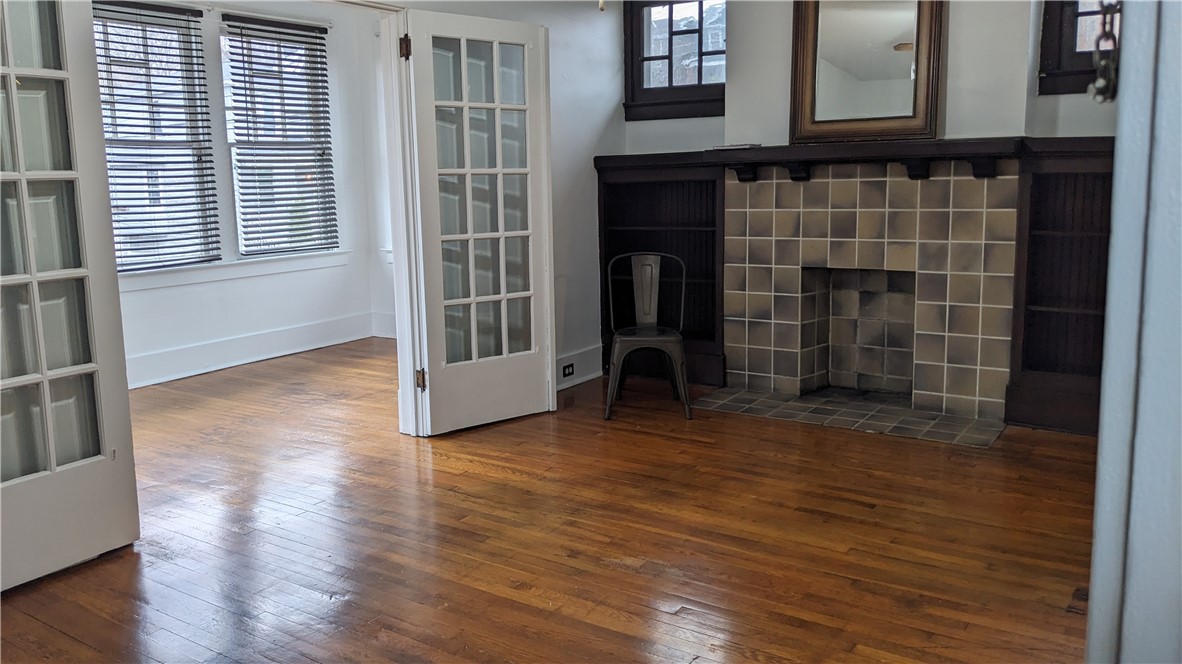 Dormont, Pennsylvania 15216, United States, 2 Bedrooms Bedrooms, ,1 BathroomBathrooms,Residential,Active,143189