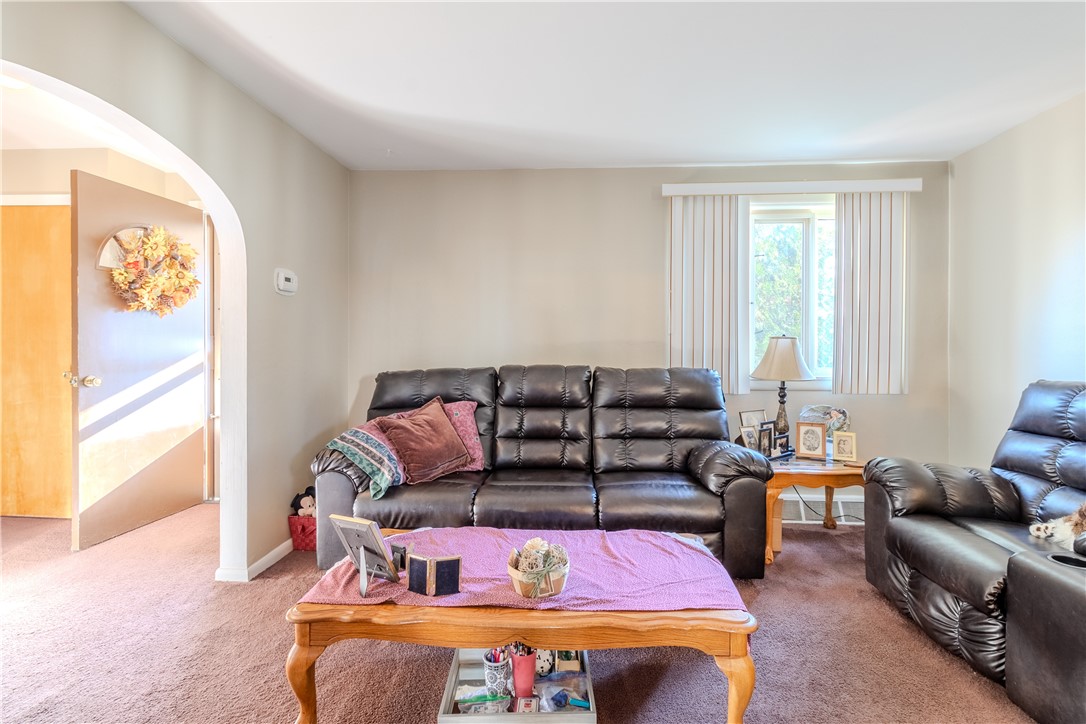 N Versailles, Pennsylvania 15137, United States, 2 Bedrooms Bedrooms, ,1 BathroomBathrooms,Residential,Active,5887