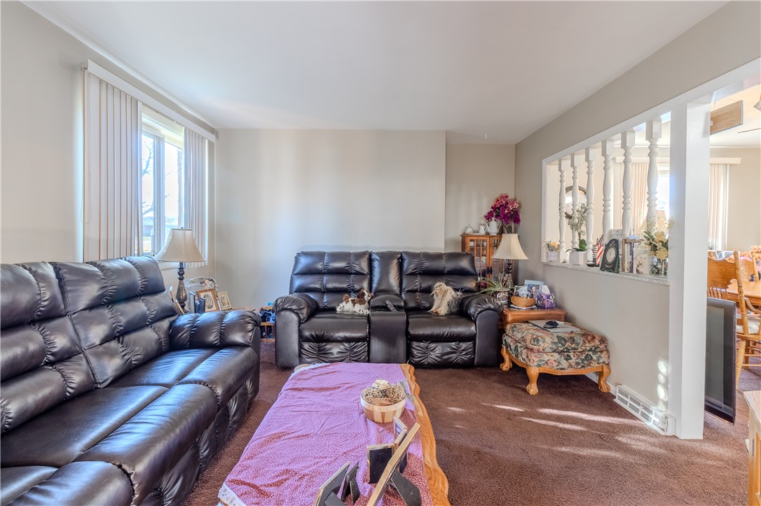 N Versailles, Pennsylvania 15137, United States, 2 Bedrooms Bedrooms, ,1 BathroomBathrooms,Residential,Active,5887