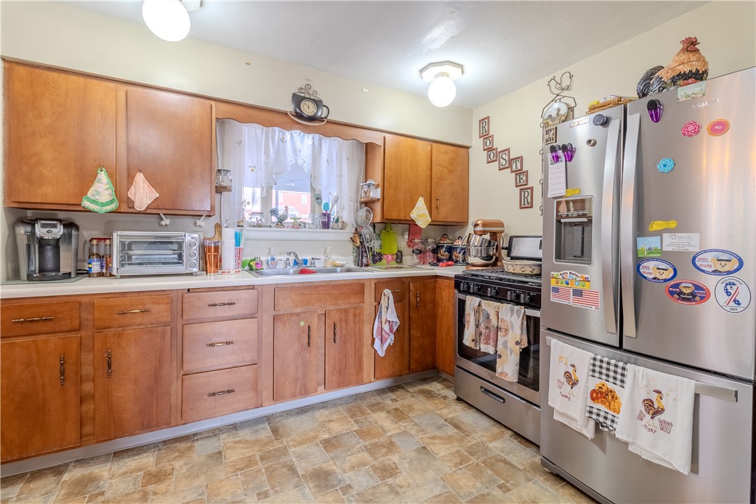 N Versailles, Pennsylvania 15137, United States, 2 Bedrooms Bedrooms, ,1 BathroomBathrooms,Residential,Active,5887