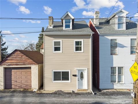 Photo of 5604 Price Way, Pittsburgh, PA 15201 (MLS # 1735685)