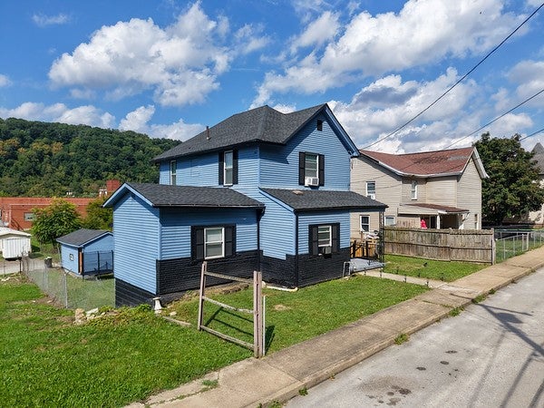 1106 2nd St