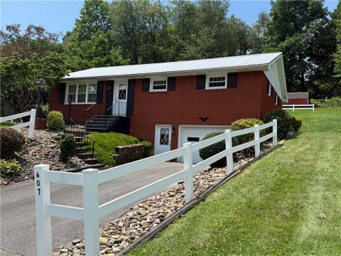 Photo for 607 Ridge Avenue