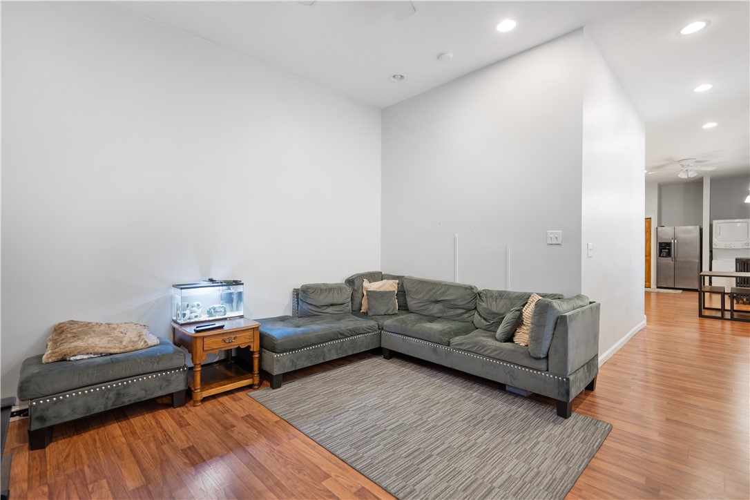 Monongahela City, Pennsylvania 15063, United States, ,Residential,Active,165940