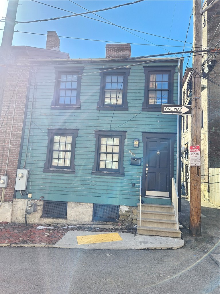 607 Middle St