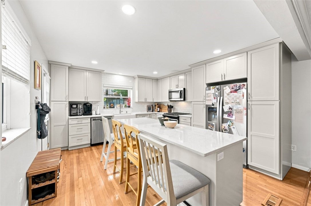117 44th Street