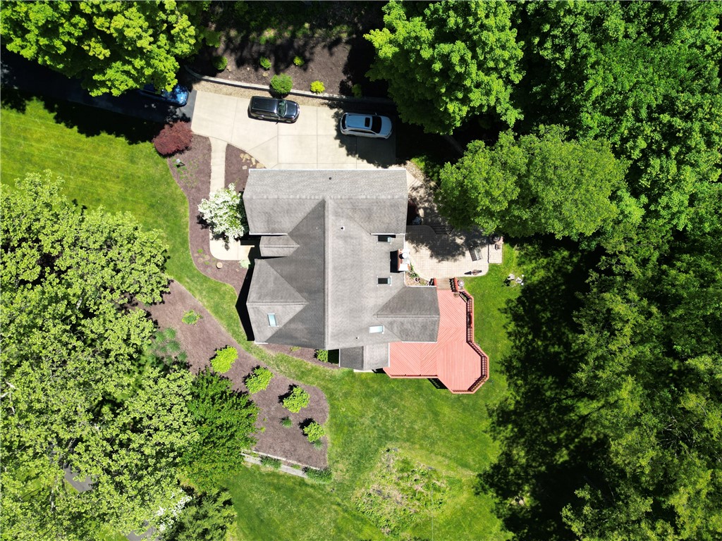 Ross Twp, Pennsylvania 15229, United States, 5 Bedrooms Bedrooms, ,3 BathroomsBathrooms,Residential,Contingent,70538